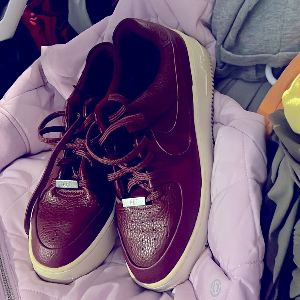 AF1 in good shape barely worn …